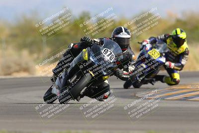 media/Nov-05-2022-SoCal Trackdays (Sat) [[f8d9b725ab]]/Turn 2 (1120am)/